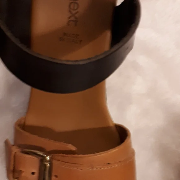 Ladies Sandals!! - Picture 6 of 6